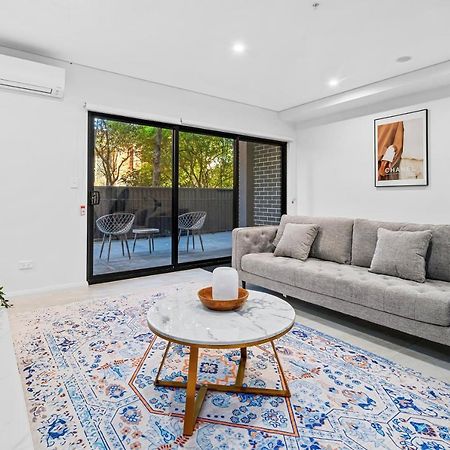 Urban Oasis In Heart Of Homebush ซิดนีย์ ภายนอก รูปภาพ